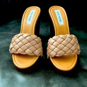 Steve Madden Sandals